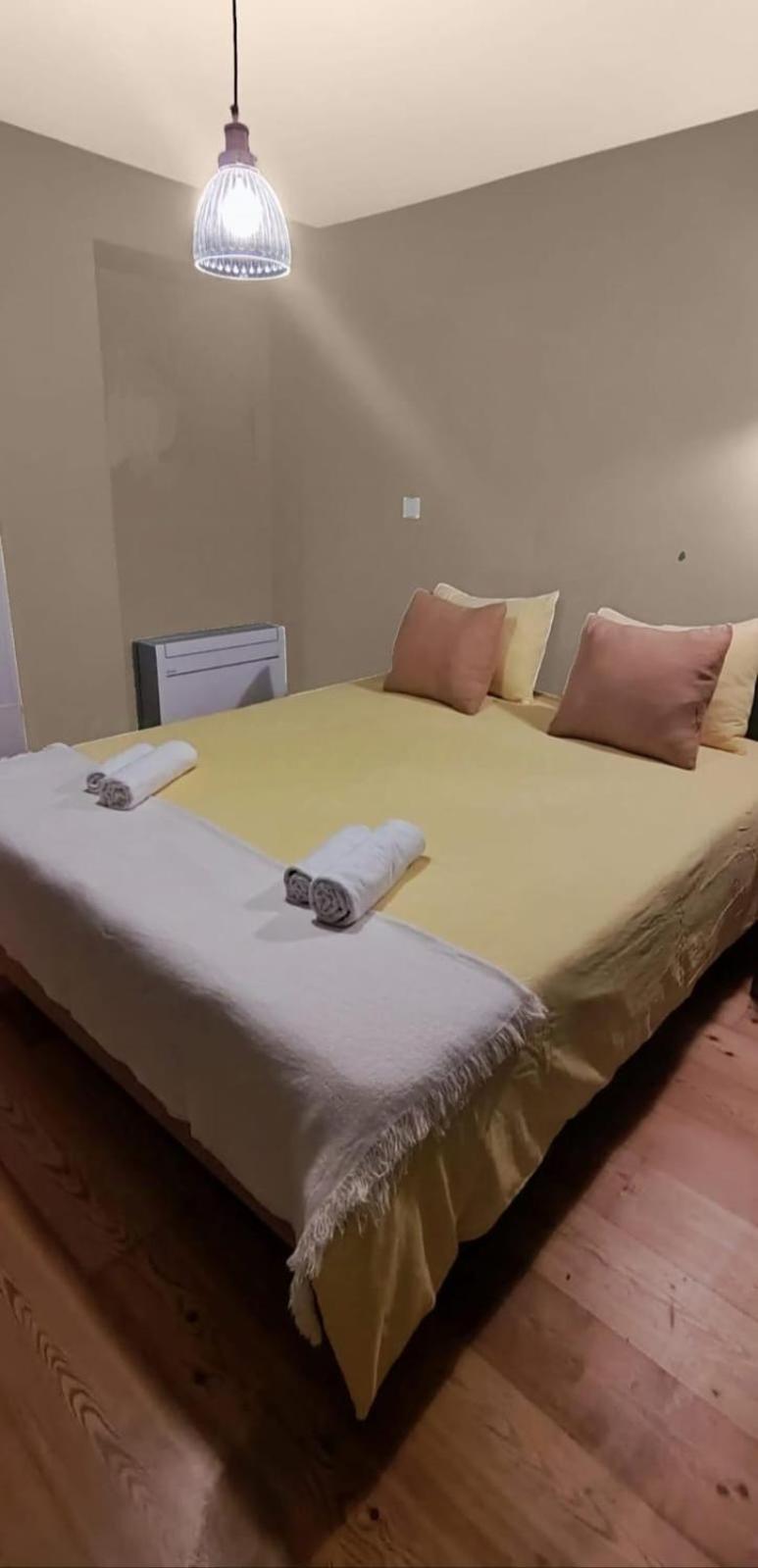 Alloggio in famiglia Double With Private Wc In Shared House In Downtown Lisbona
