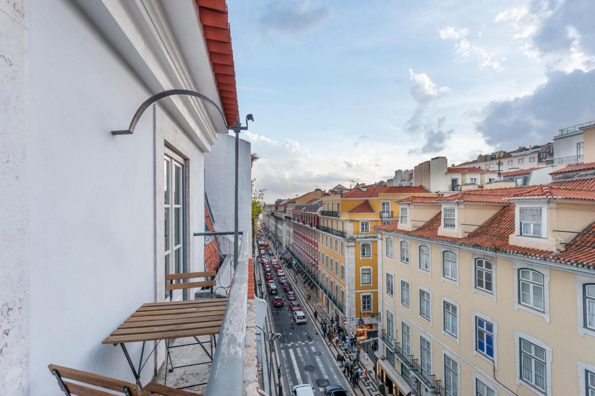 Double With Private Wc In Shared House In Downtown * Lisbona